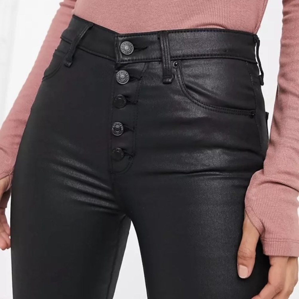 Looking for Abercrombie Coated button up fly jeans black 00/24 short